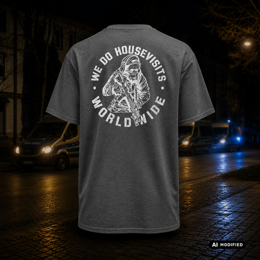 EU AI label - „Housevisits worldwide“ Premium T-Shirt