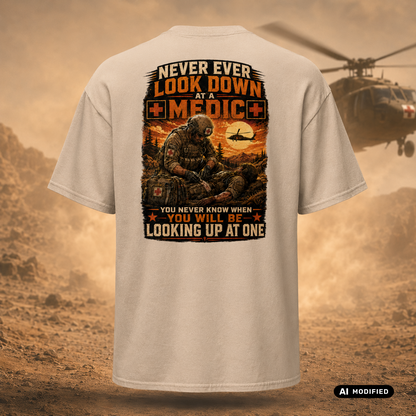 EU AI label - "Never look down on a Medic" Premium T-Shirt